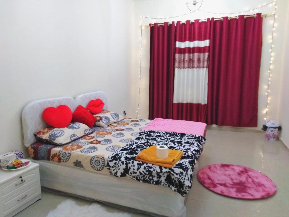 Bright Sunshine Holiday Home Shared Apartments Dubaï Extérieur photo